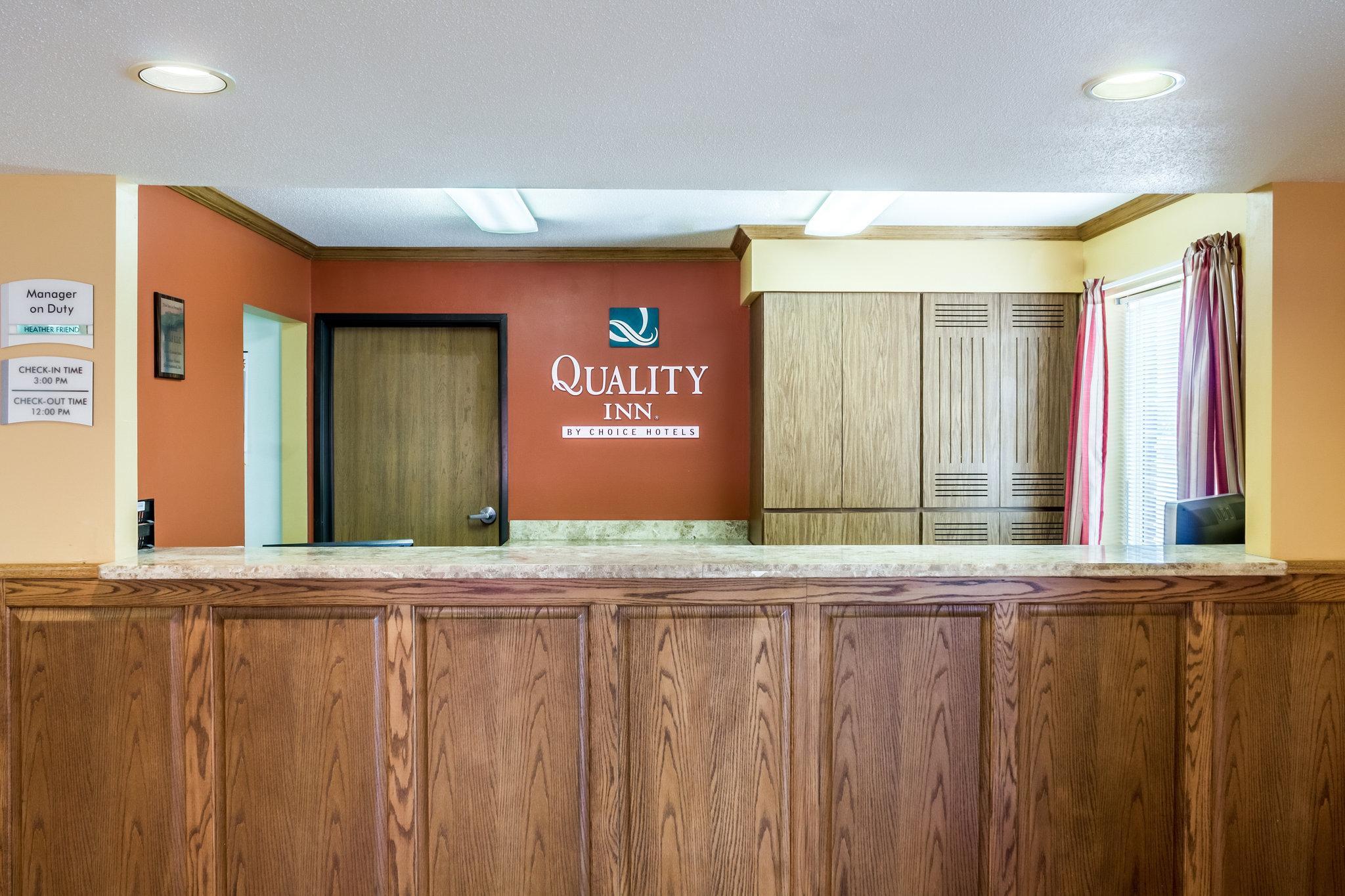 Quality Inn Huron Buitenkant foto